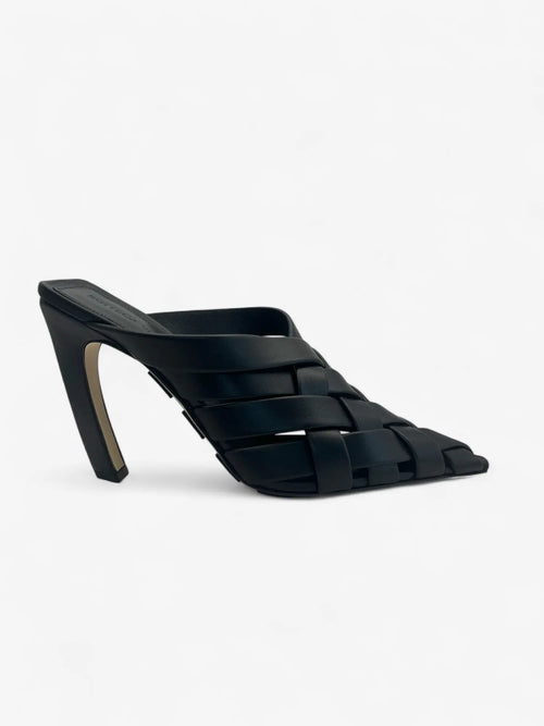 Bottega Veneta Alfie Pump Black Amandly