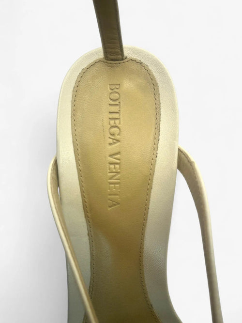 Bottega Veneta Stretch Sandalen Beige Größe 39